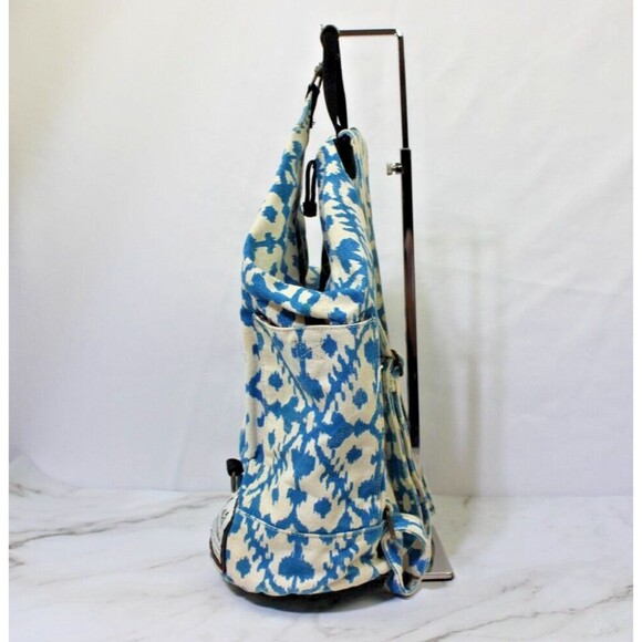 Kavu Free Range Backpack Blue White Aztec Design Outdoor main image 12